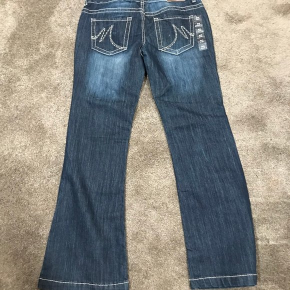 Ladies Jeans - Picture 4 of 4